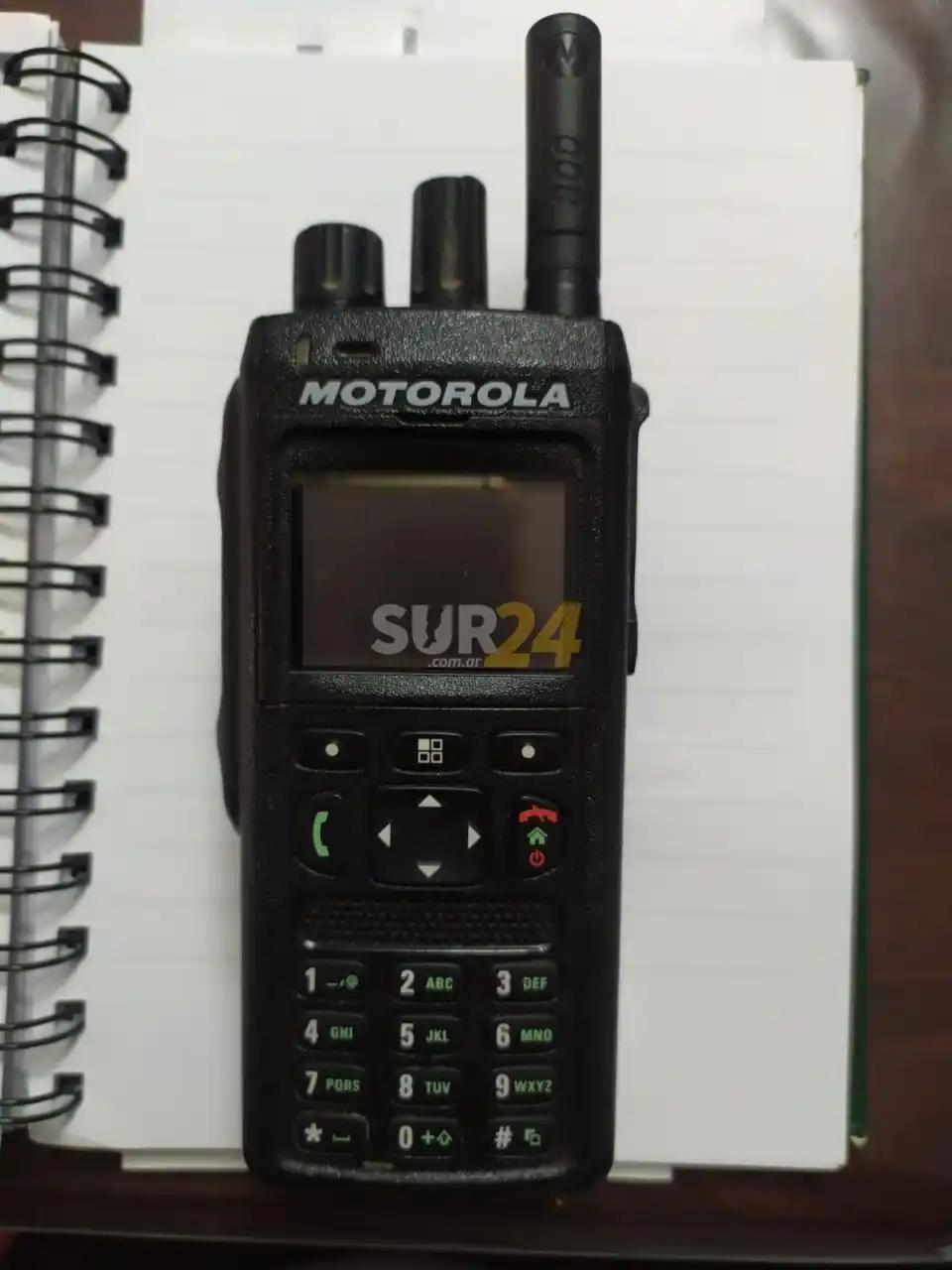 Piden colaboración por radio robada