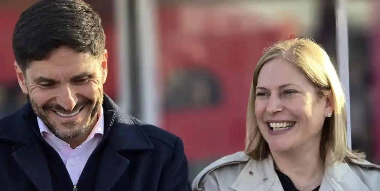 El gobernador Maximiliano Pullaro y la vicegobernadora Gisela Scaglia.