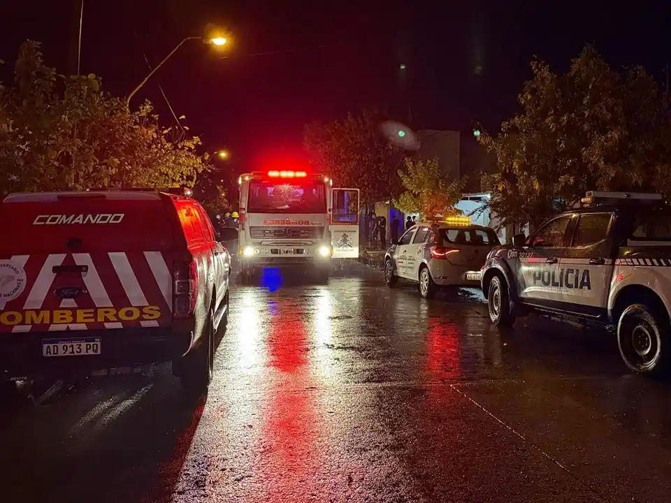 Incendio en calle marconi al 600 2