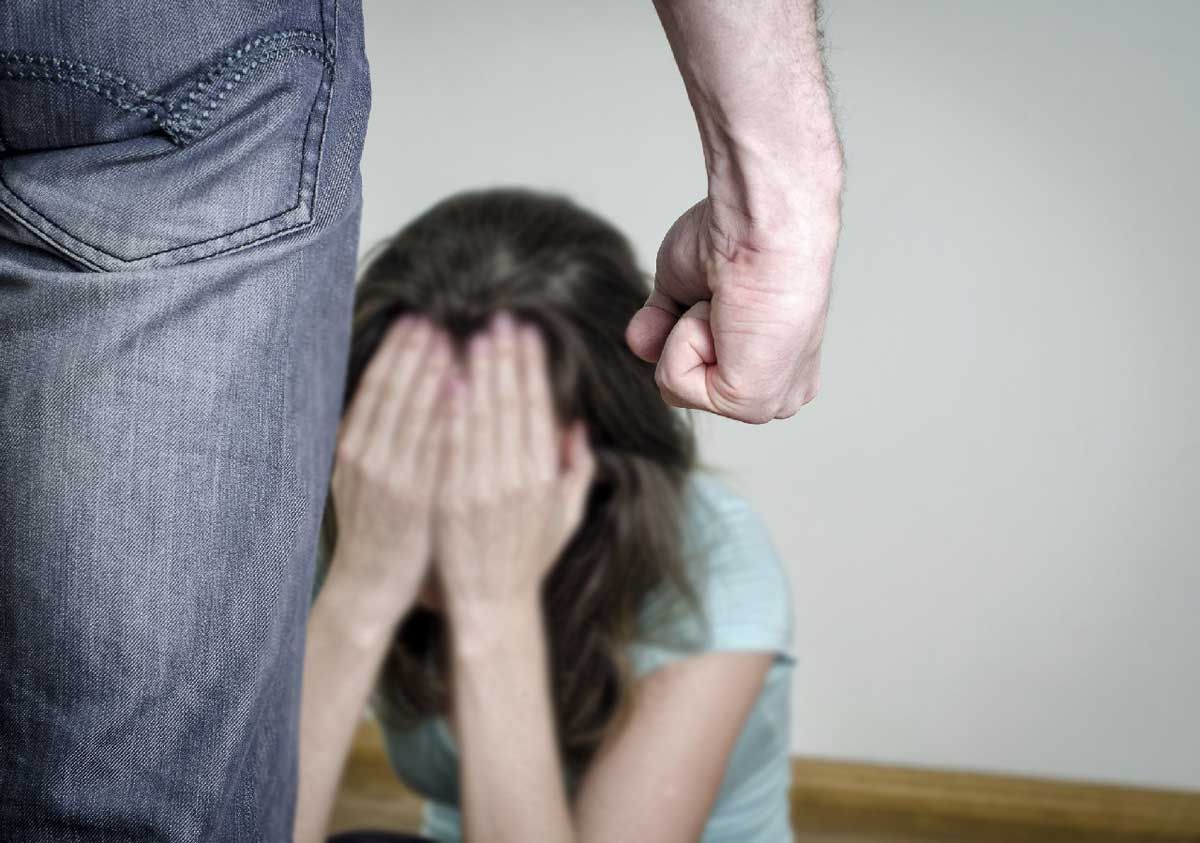 Violencia de género: entregarán becas de vulnerabilidad para mujeres