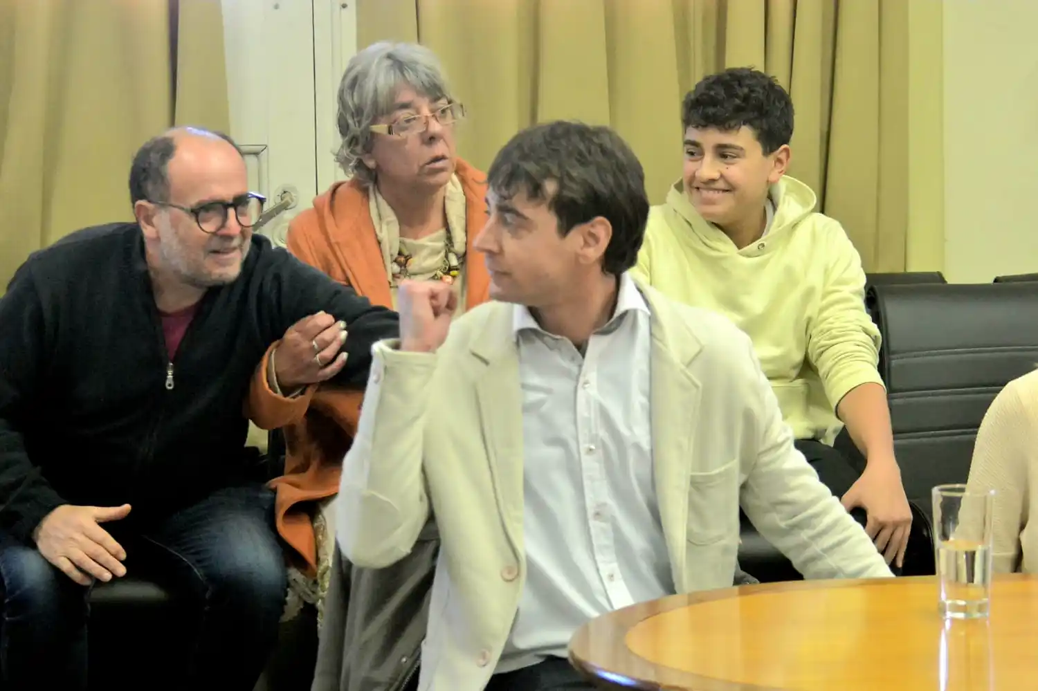 El docente Juan Rosso fue absuelto por unanimidad, con libertad inmediata