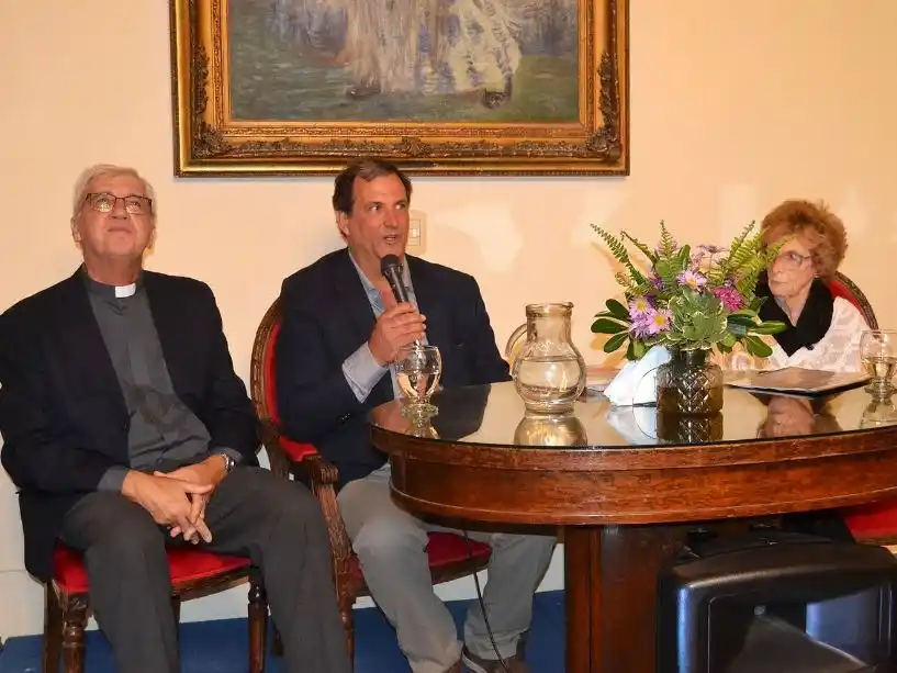 Emotivo homenaje al Dr. Telémaco Susini en el Club Social