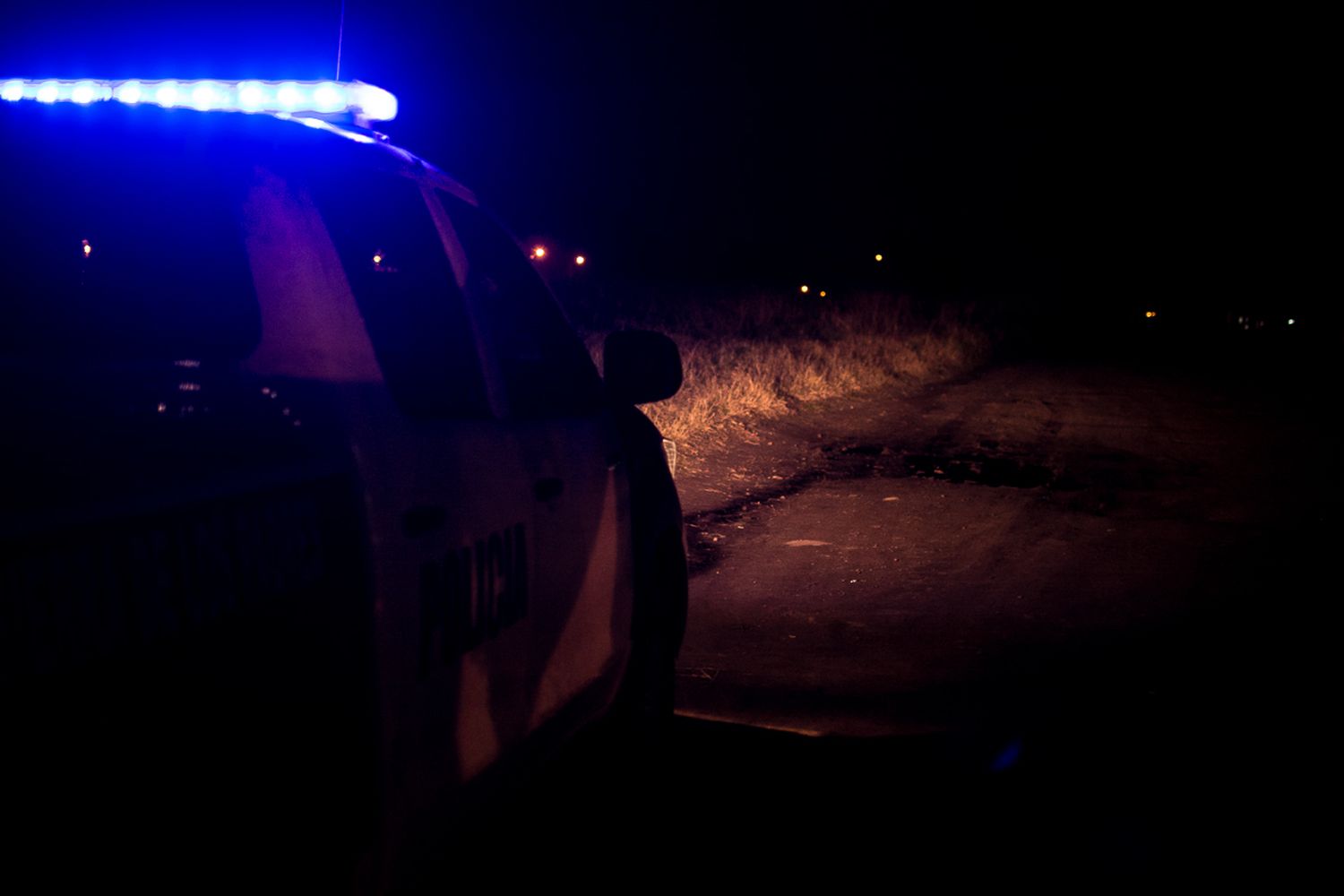 Hallaron un cadáver “semi enterrado” en un camino de Sierra de los Padres