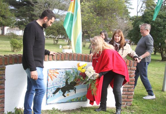 Homenaje a San Martín en Claromecó