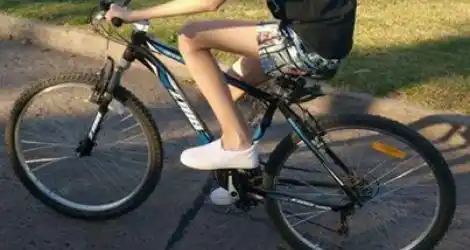 Bicicleta y celular robados