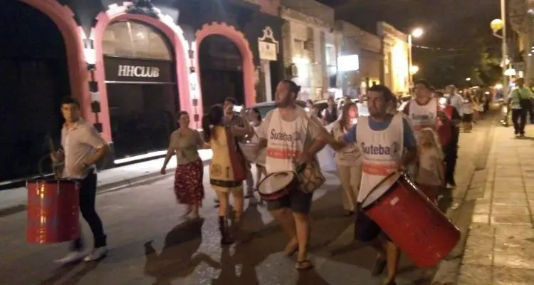 Sindicatos docentes consultan a sus afiliados por paros, marchas o acampes para continuar el reclamo