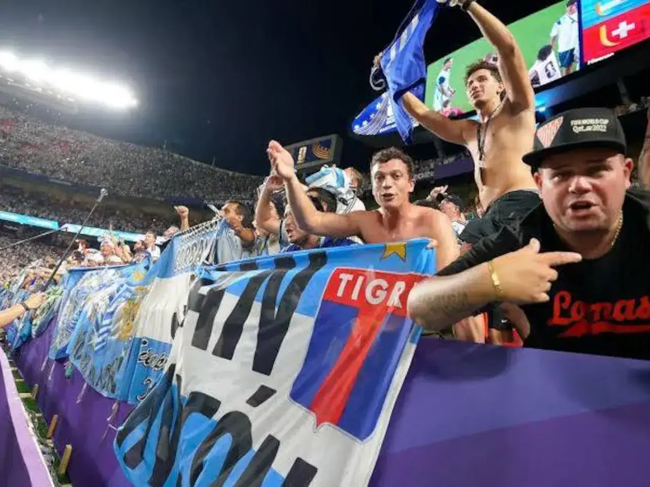 HINCHAS
