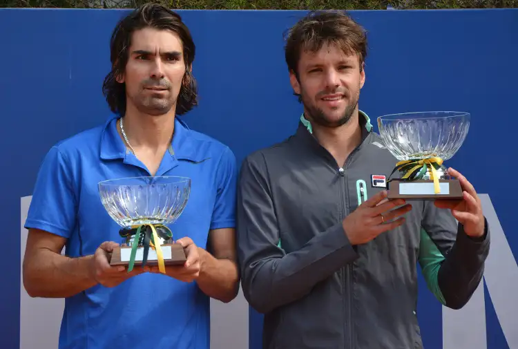 Otro campeonato de dobles