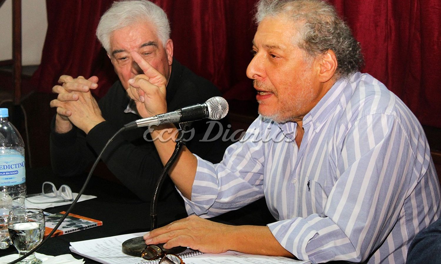 Exposición y debate. Brindó el periodista Raúl Dellatorre