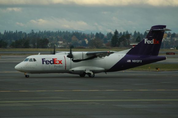 FedEx y Sikorsky experimentan los primeros vuelos con un solo piloto a bordo
