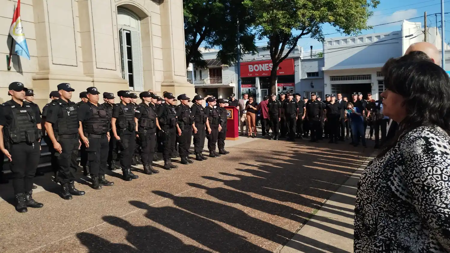 Cococcioni y Viotti	Puesta en funciones de nuevos efectivos para el departamento Castellanos - 2