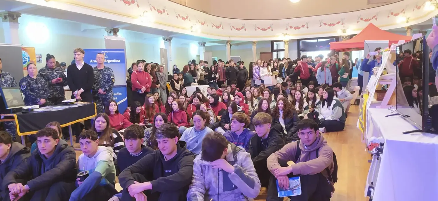El evento se desarrolló en el Teatro Italiano