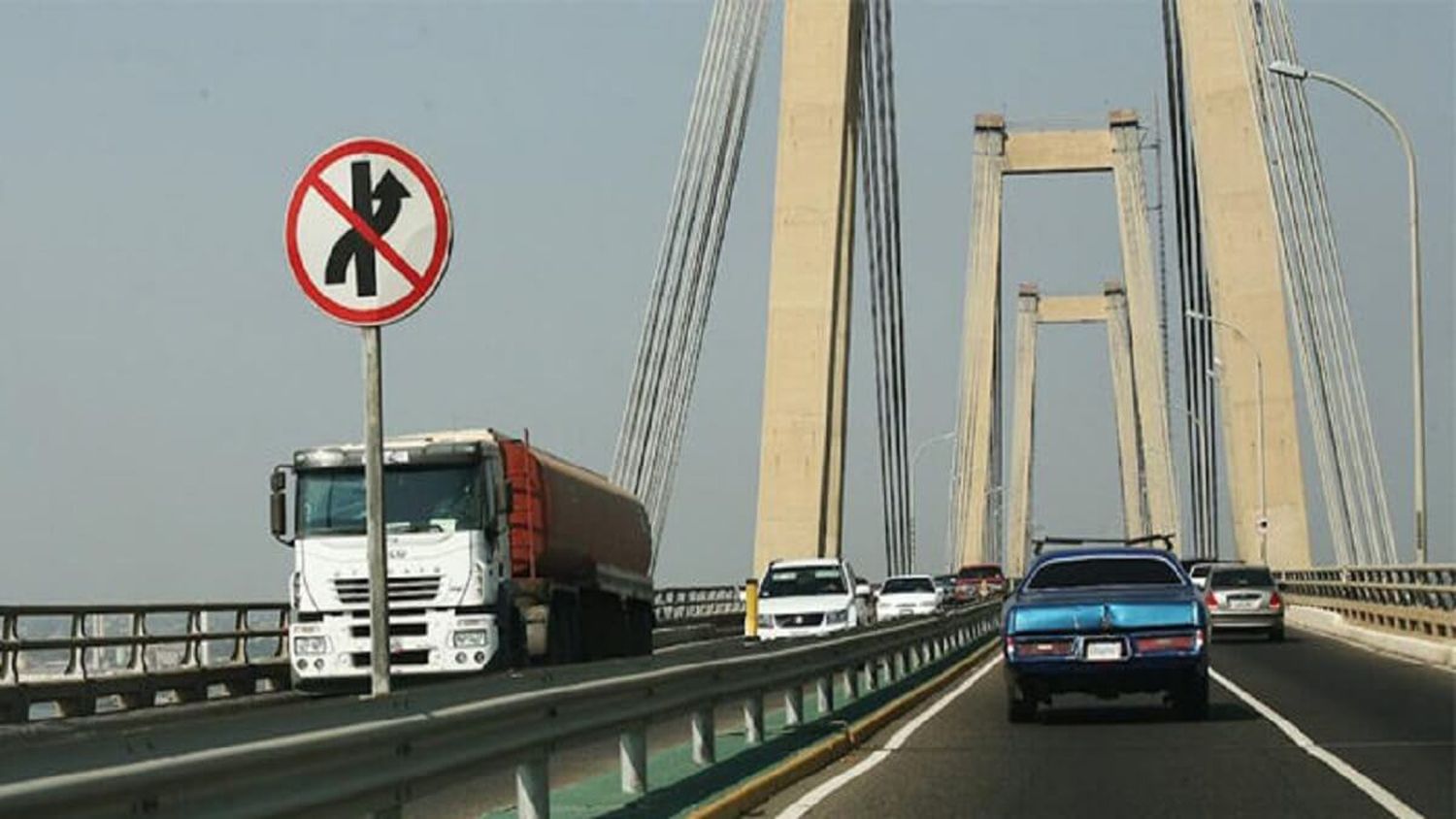 LA DRAMÁTICA HISTORIA del hombre que decidió acabar con su vida lanzándose desde el Puente sobre el Lago
