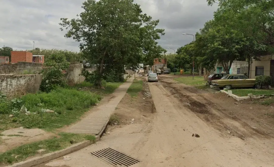 Vecinos evitaron que cuatro sospechosos armados usurparan una casa en Villa Gobernador Gálvez.