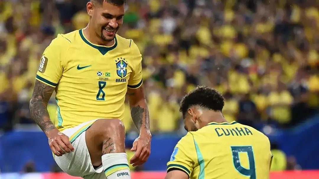 Bruno Guimaraes y Matheus Cunha, protagonistas en Brasil.