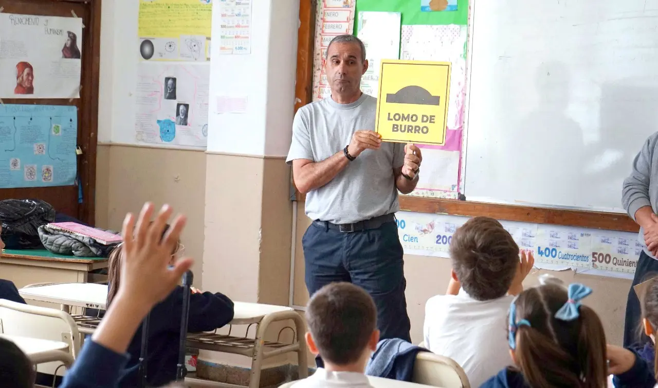 Seguridad Vial en las escuelas: Las charlas del Observatorio llegaron al Capuchinos