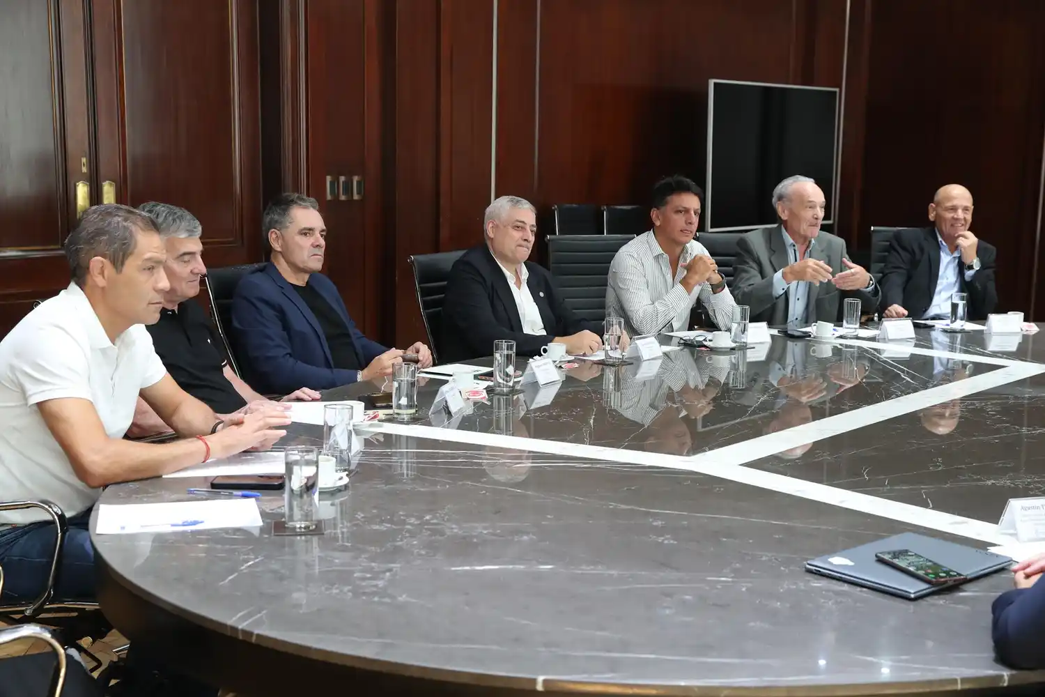 El sector avícola destacó la gestión de Frigerio para abrir nuevos mercados