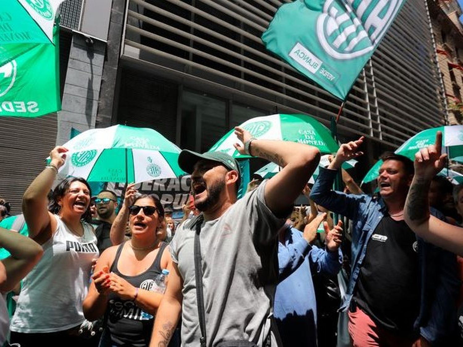 ATE convocó un paro nacional en los hospitales de todo el país