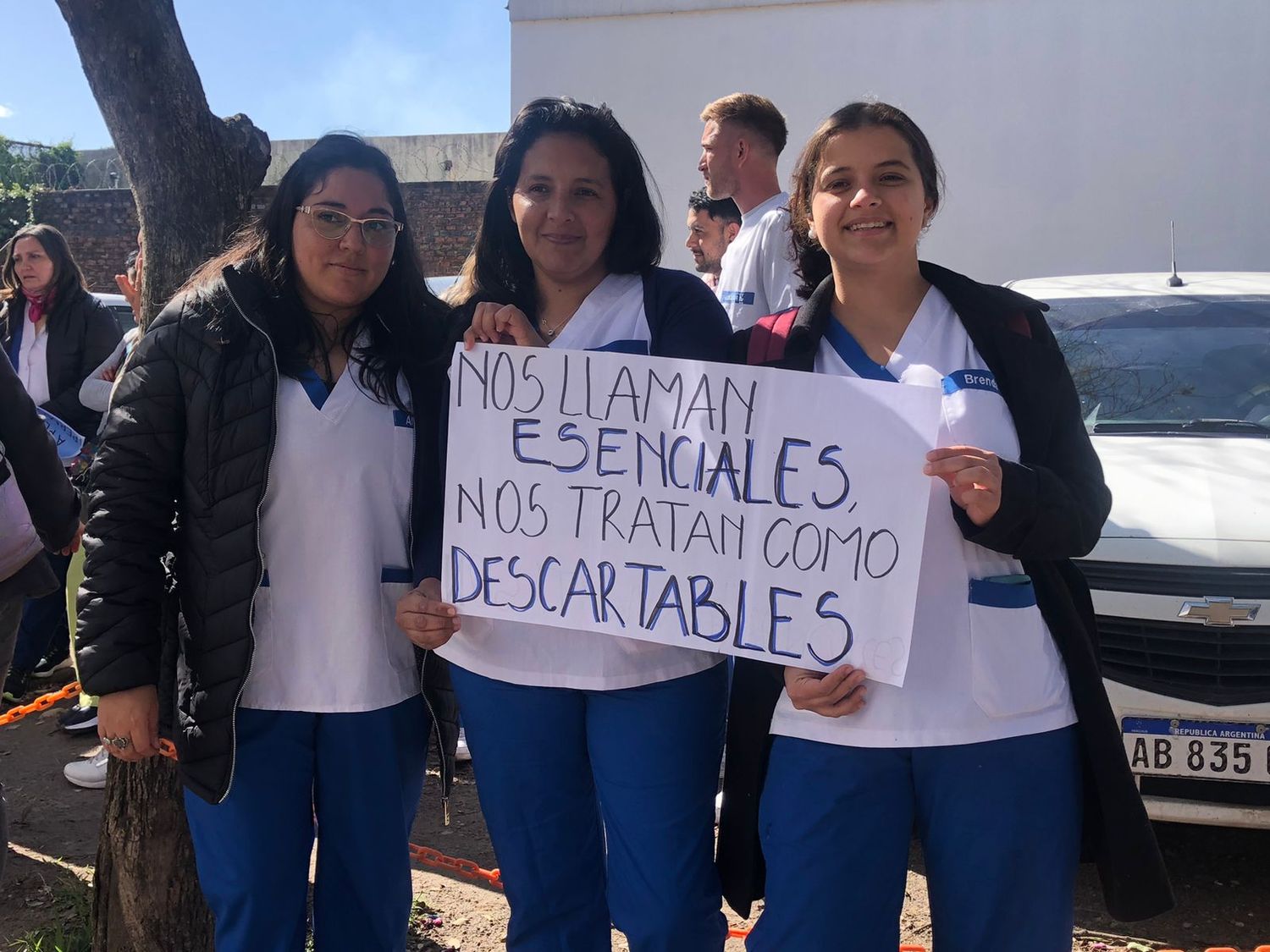 Los alumnos y docentes de la Escuela de Enfermería piden una solución para la precariedad laboral y edilicia