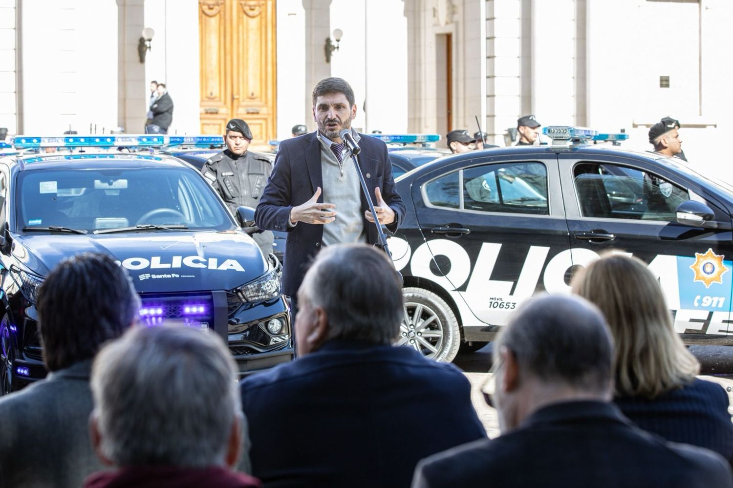 El mandatario santafesino durante la presentación de 30 patrulleros en Santa Fe.