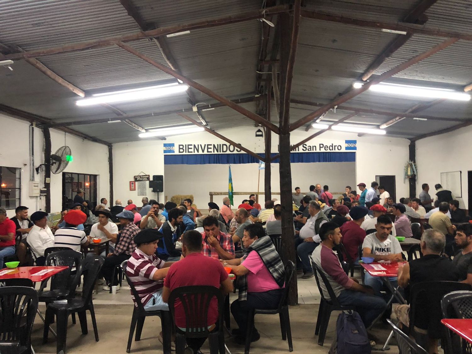 Con Campeonato de Truco y destrezas criollas, comenzó el fin de semana de fiesta en El Fortín