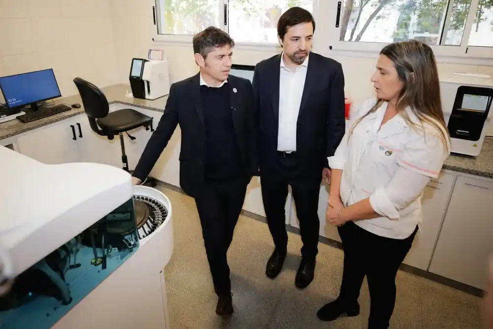 Kicillof recibe otra vez a intendentes, pero esta vez por los recortes en salud