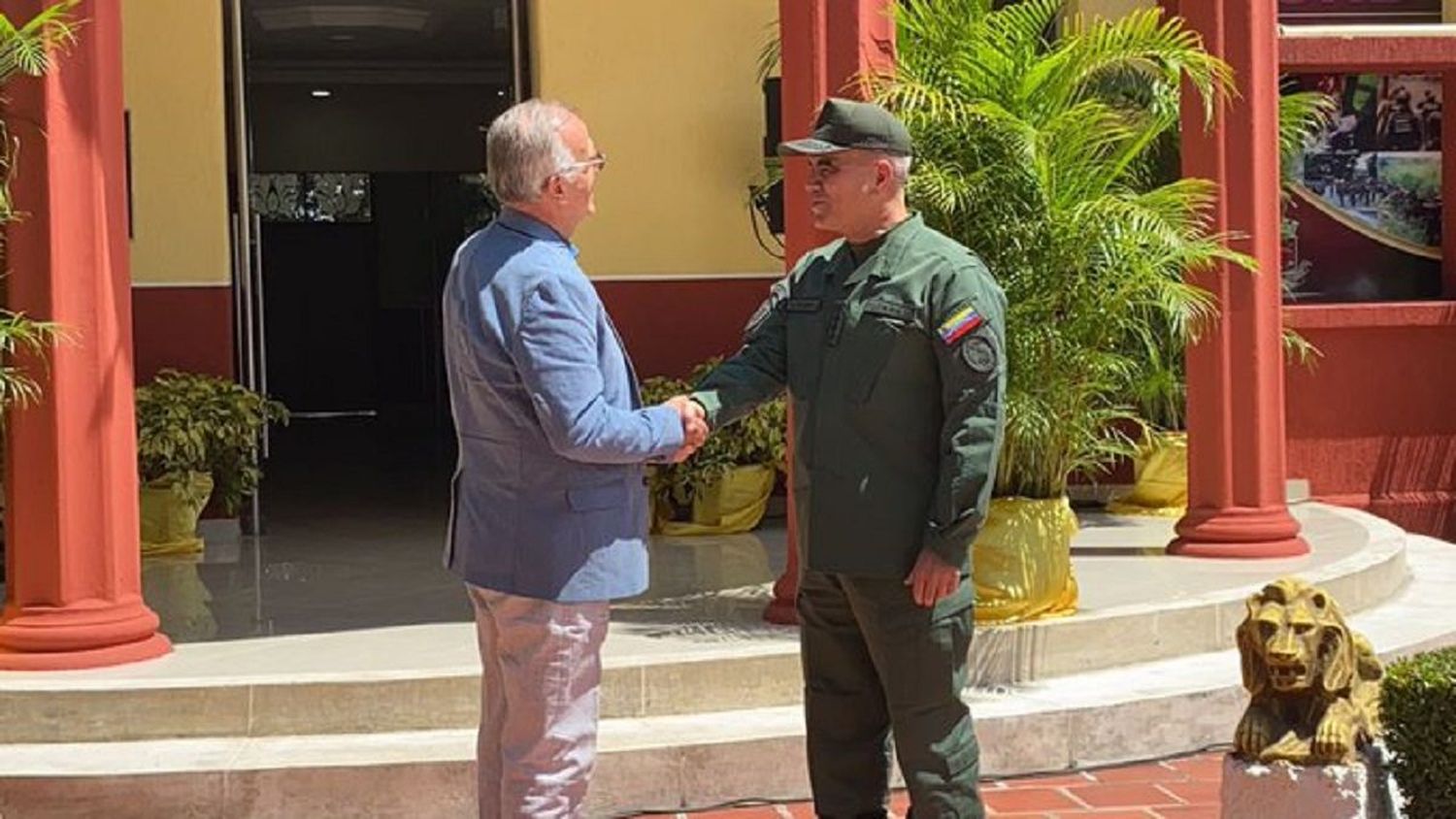 ¡FRONTERA! Ministros de Defensa de Venezuela y Colombia se reúnen en San Antonio del Táchira (+fotos)