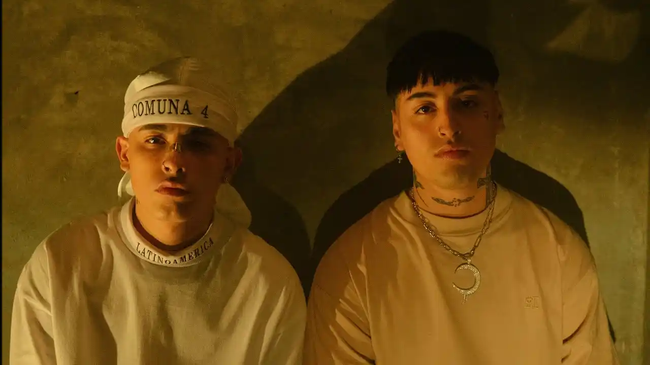 Trueno lanzó el remix y videoclip de "Hood" junto a Tiago PZK