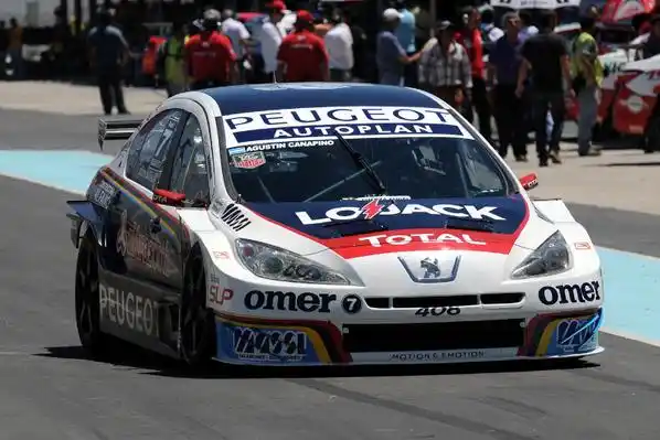 Súper TC 2000: Canapino ganó la penúltima carrera del año en Chile