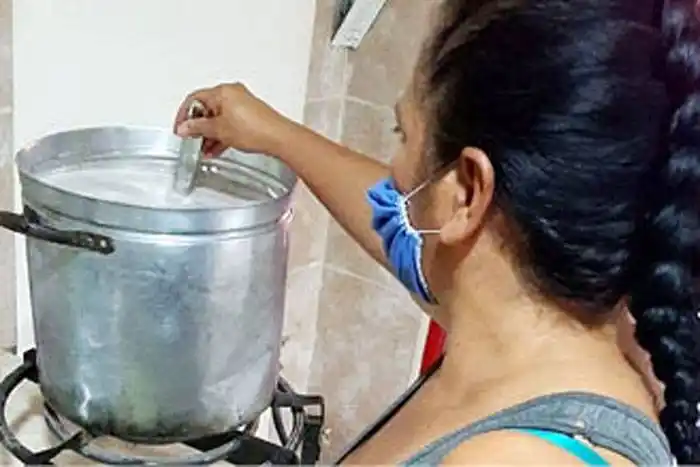 Apoyo y recomendaciones a comedores comunitarios para evitar la propagación