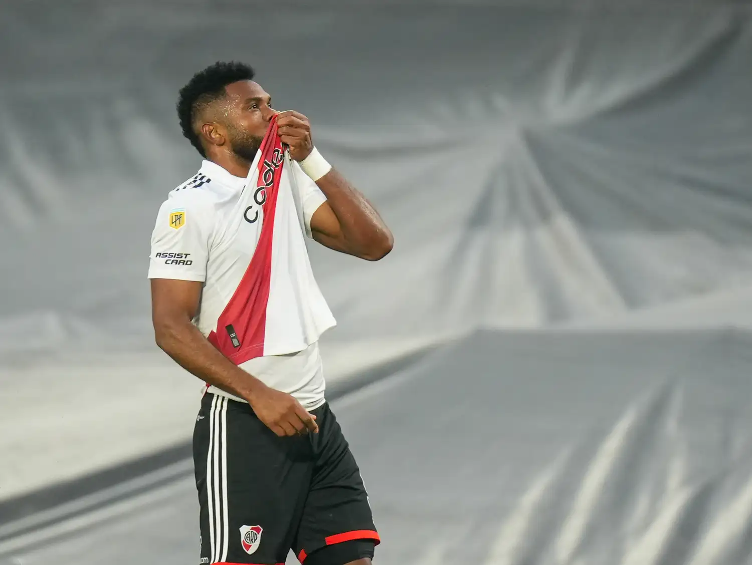 Borja va de arranque en River.