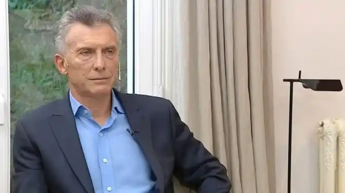 Macri hace leña del árbol caído:  "No me daré la vacuna hasta que el último de los argentinos de riesgo la haya recibido"