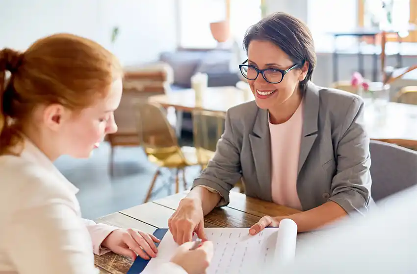 Looks para caer bien en tu primera entrevista laboral