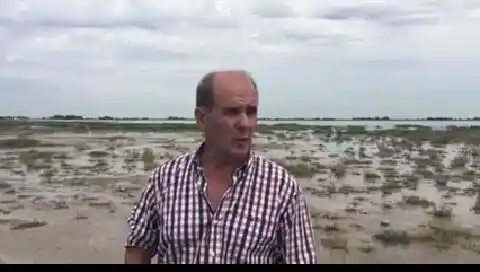 Un Intendente kirchnerista le pide $7 millones al Gobierno tras las inundaciones