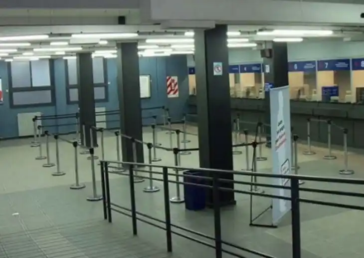 Hay atención restringida hoy en los bancos