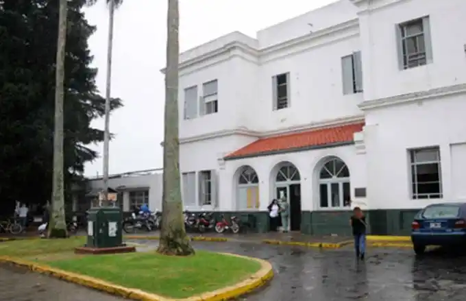 Pareja adolescente mató a golpes a su hija de 2 años 