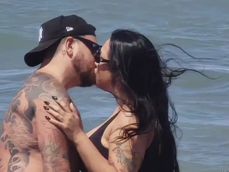 Evelyn Botto y Fede Bal son vistos compartiendo días de playa y cenas en restaurantes mientras equilibran sus carreras artísticas