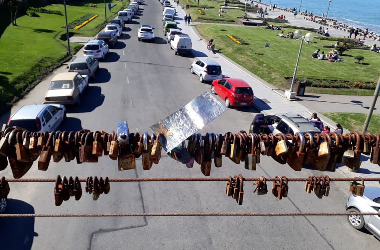 Los candados del puente serán donados al Hogar de María o la Gruta de Lourdes