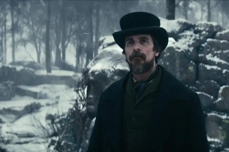 Llega a Netflix la nueva película de Christian Bale: Los Crímenes de la Academia