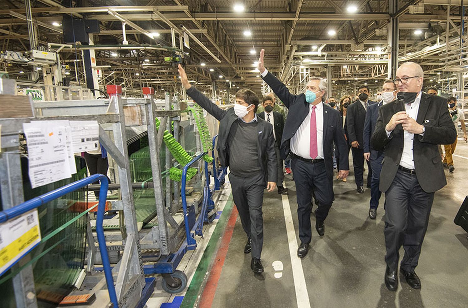 Kicillof: “En la Provincia es prioritario poner en marcha el aparato productivo”