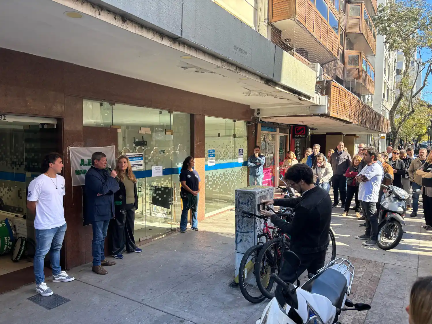 Según informaron, la jornada de protesta no afectó la atención al público.