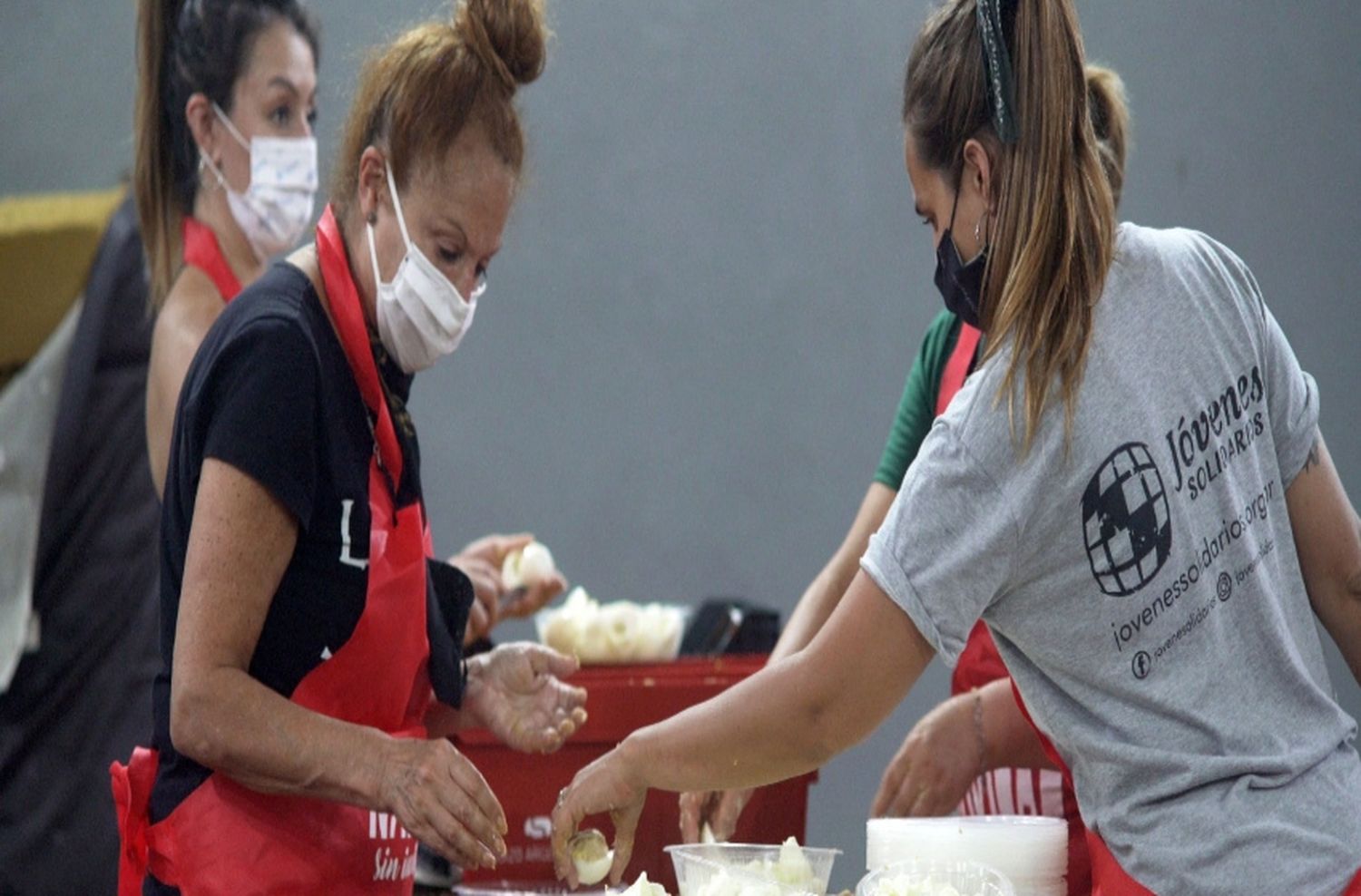 La ONG Jóvenes Solidarios ya prepara otra "Navidad sin Invisibles"