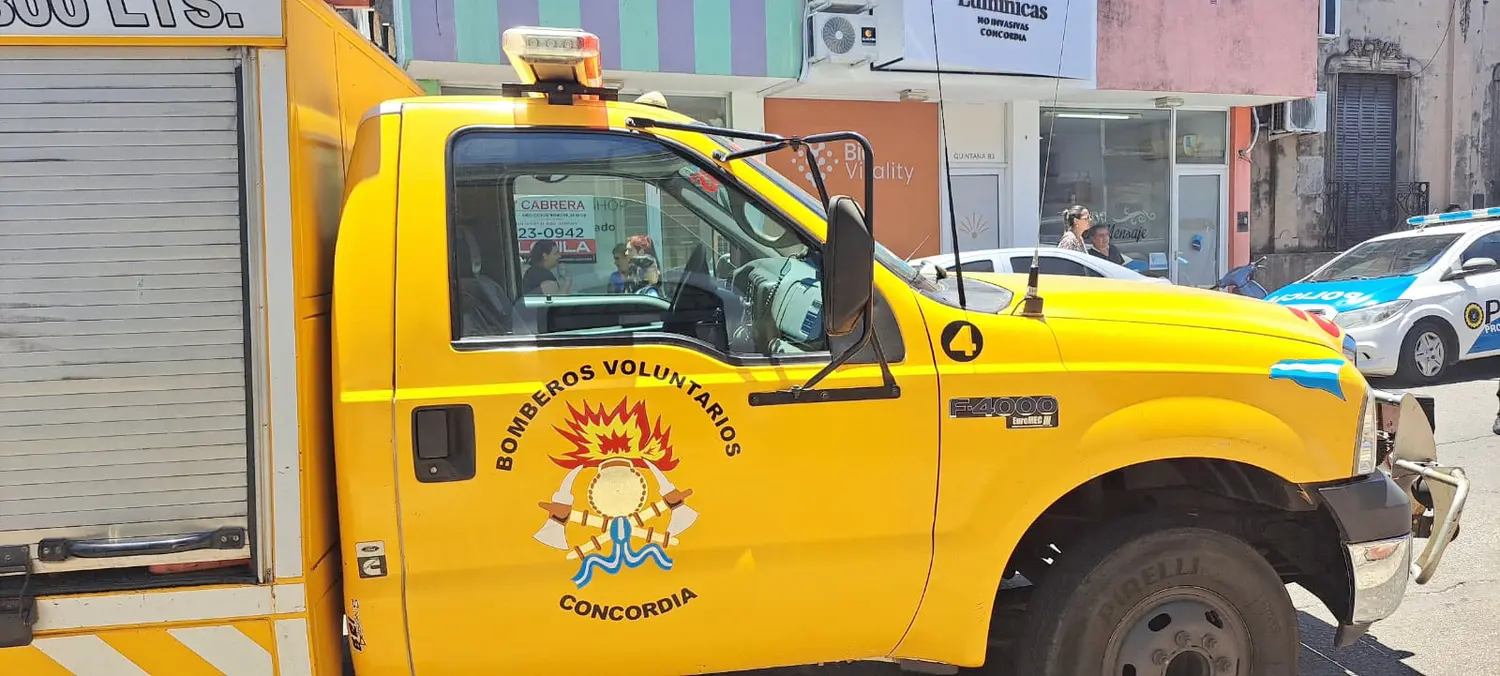 Once residentes fueron evacuados por el incendio de un geriátrico en zona céntrica