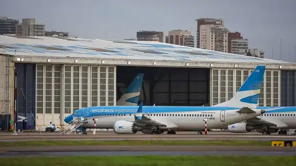 El Gobierno reglamentó el derecho de huelga en el transporte, educación y salud