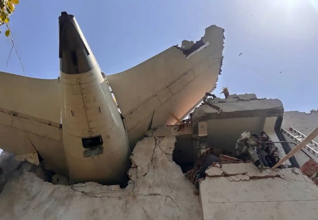 El avión había despegado hacía unos minutos