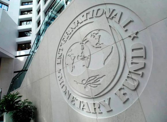 El FMI confirmó que terminó la revisión del programa con Argentina