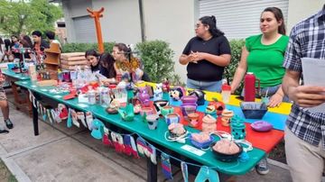 Feria de emprendedores en la Semana de la Juventud