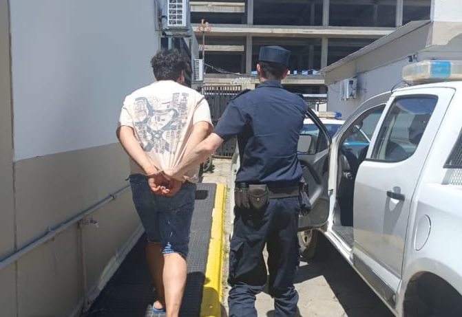 Aprehendieron a un hombre por un supuesto caso de abigeato en flagrancia en Colonia Ensanche