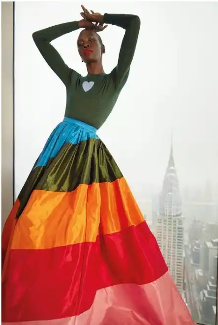 Uno de los diseños de Carolina Herrera para el otoño de 2021. Foto: Instagram