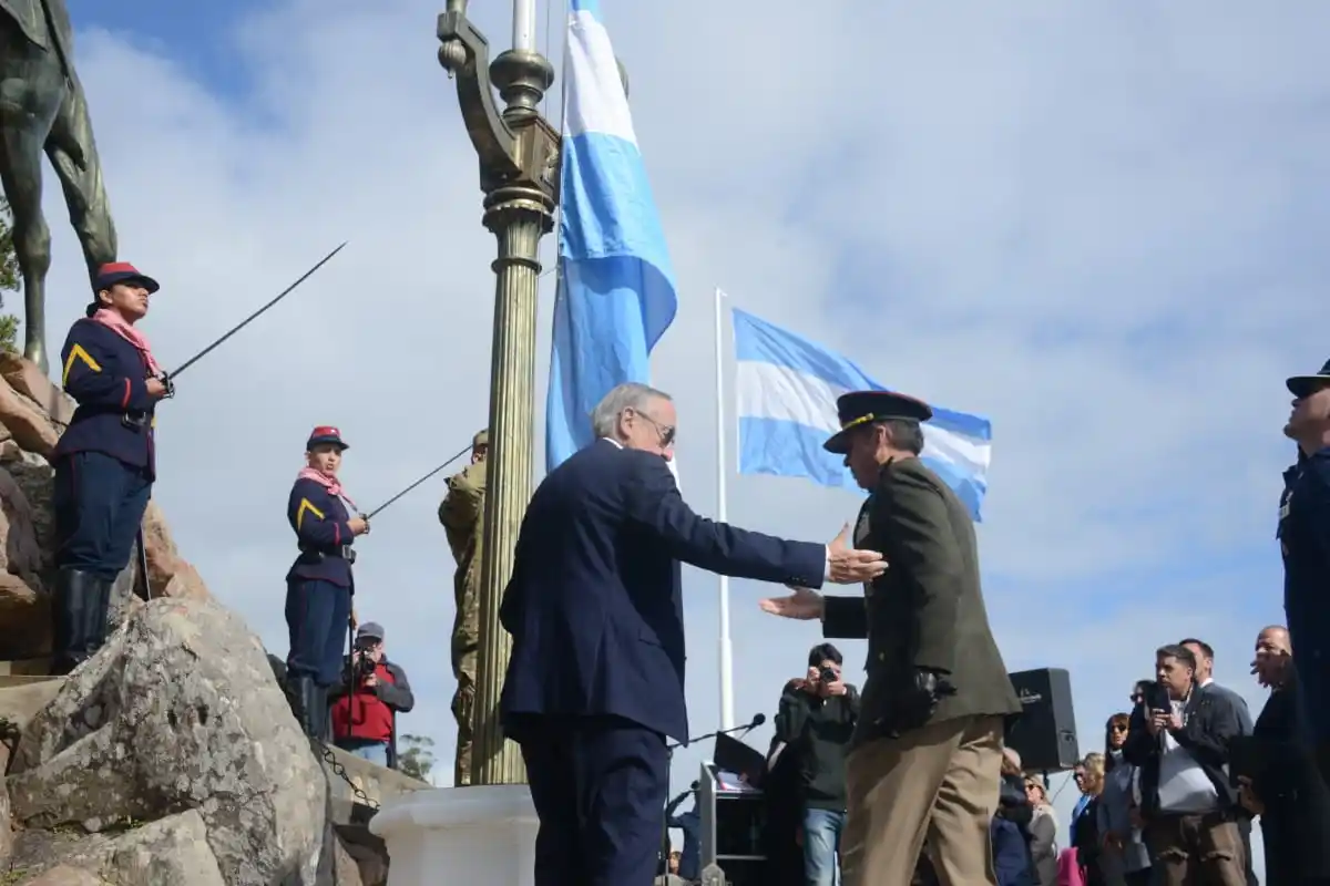 aniversario tandil 2025 04-04-25 - 3
